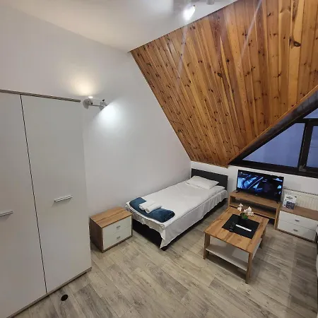 Nocleg ze śniadaniem Między Parkami