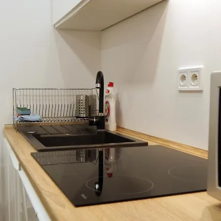 Miedzy Parkami Bed and breakfast