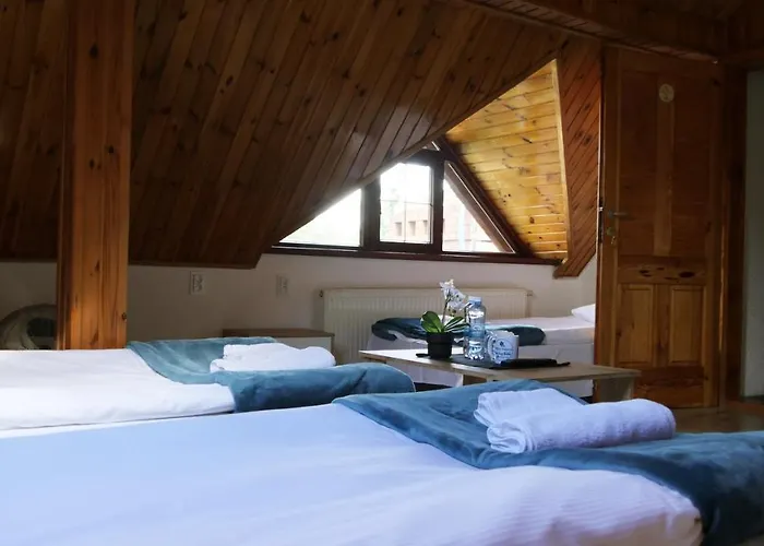 Bed & Breakfast Miedzy Parkami 3*