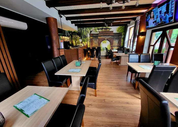 Miedzy Parkami 住宿加早餐酒店